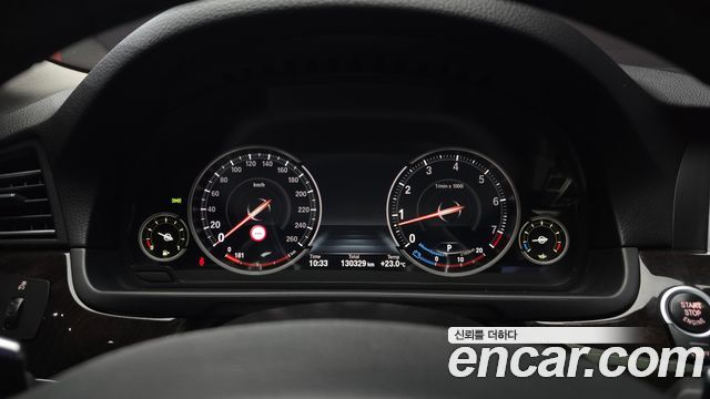 BMW 5 Series (F10) 528i 2015 — фото 8