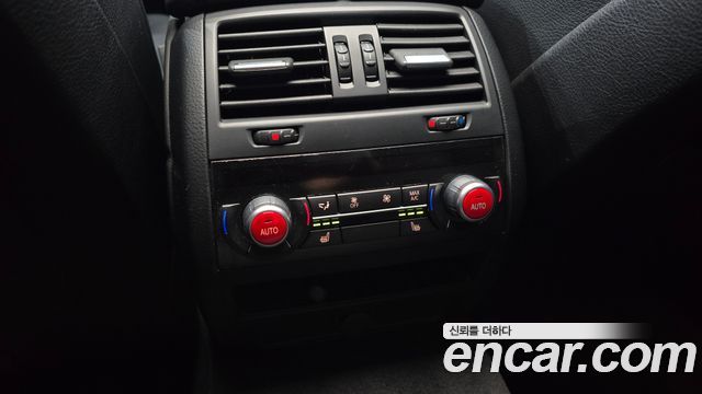 BMW 5 Series (F10) 528i 2015 — фото 17
