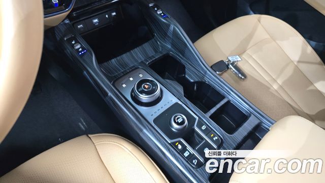 Kia Sorento (IV) HEV 1.6 2WD Noblesse 2023 — фото 9