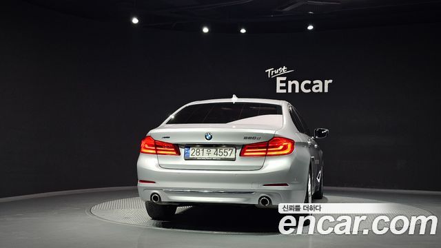 BMW 5 Series (G30) 520d xDrive Luxury Plus 2020 — фото 4