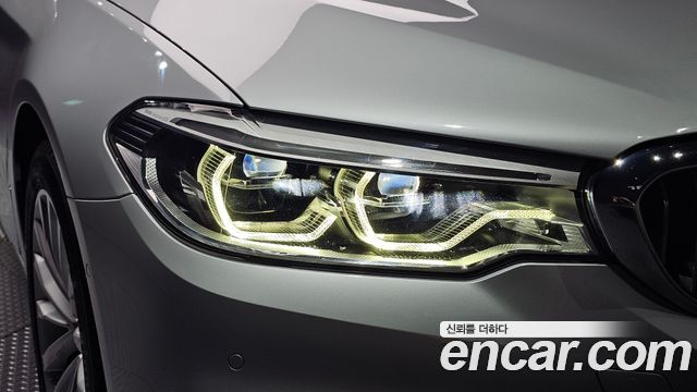 BMW 5 Series (G30) 520d xDrive Luxury Plus 2020 — фото 22