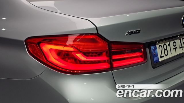 BMW 5 Series (G30) 520d xDrive Luxury Plus 2020 — фото 23