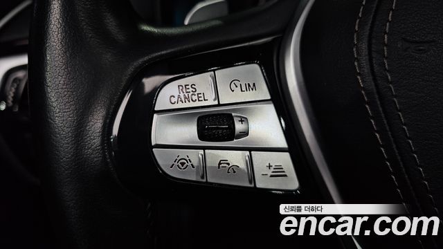BMW 5 Series (G30) 520d xDrive Luxury Plus 2020 — фото 27