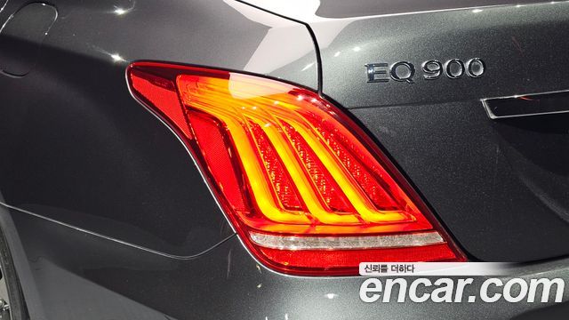 Genesis EQ900 3.8 GDI AWD Premium Luxury 2018 — фото 23