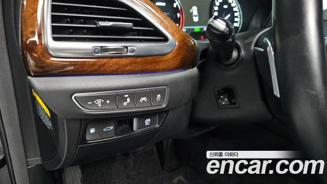 Genesis EQ900 3.8 GDI AWD Premium Luxury 2018 — фото 30