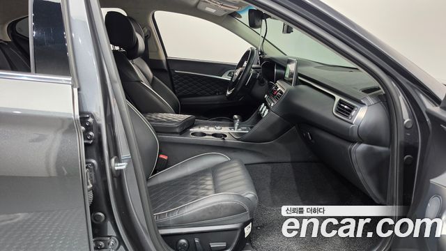Genesis G70 2.0T AWD Supreme 2018 — фото 11