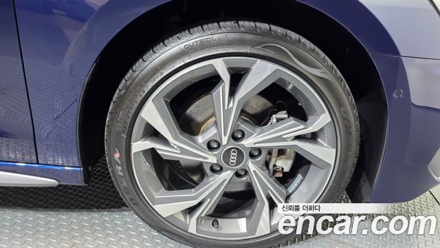 Audi A3 (8Y) 40 TFSI Premium 2022 — фото 5