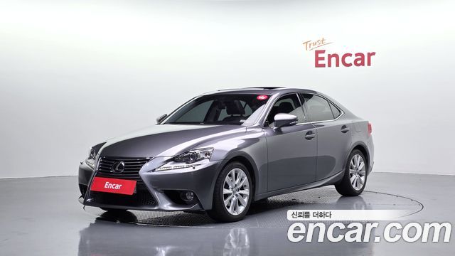 Lexus IS250 Supreme XE30