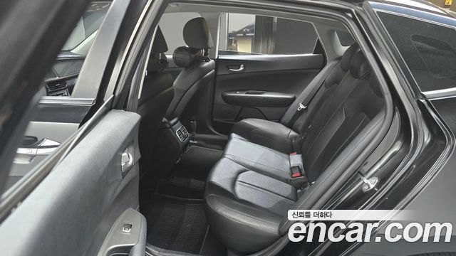 Kia K5 (II) LPI MX Prestige 2018 — фото 12