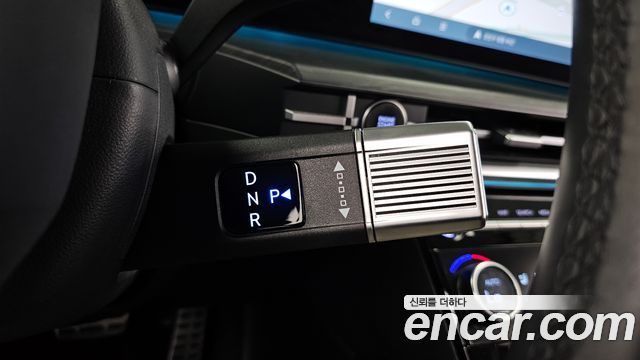 Hyundai Santa Fe (MX5) HEV 1.6 2WD Calligraphy 2025 — фото 9