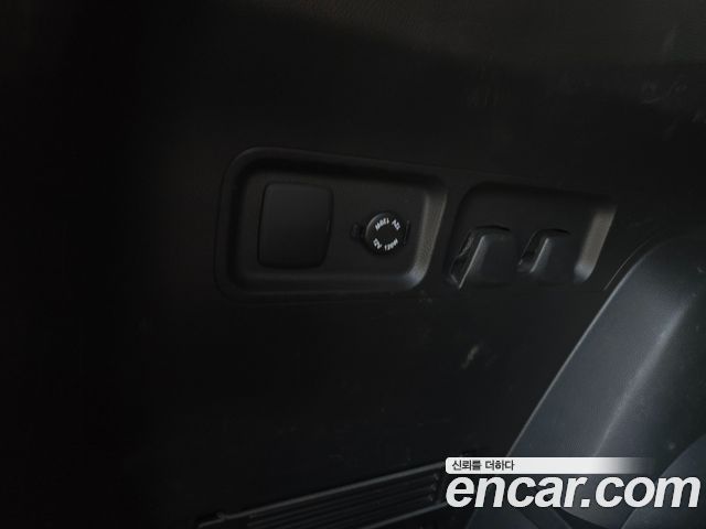 KG Mobility (SsangYong) Tivoli Air Diesel IX 2WD 2018 — фото 7