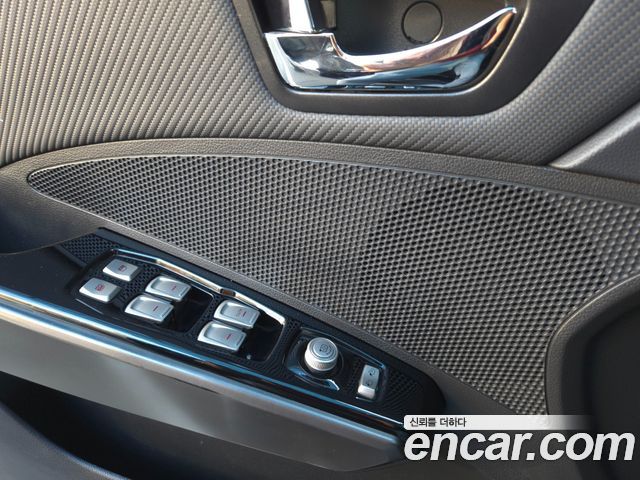 KG Mobility (SsangYong) Tivoli Air Diesel IX 2WD 2018 — фото 18