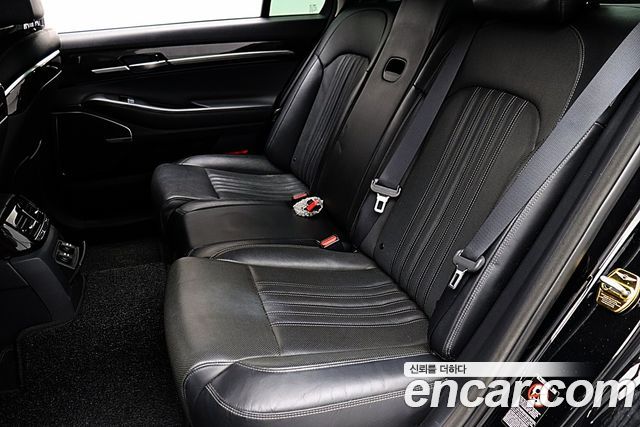 Genesis EQ900 3.8 GDI Luxury 2016 — фото 7