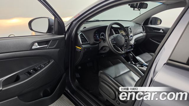 Hyundai Tucson Diesel 1.7 2WD Style 2016 — фото 10