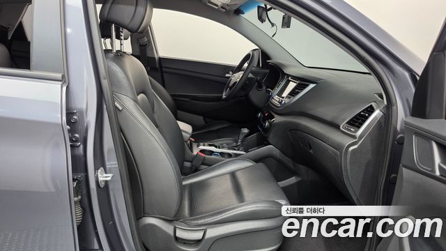 Hyundai Tucson Diesel 1.7 2WD Style 2016 — фото 11
