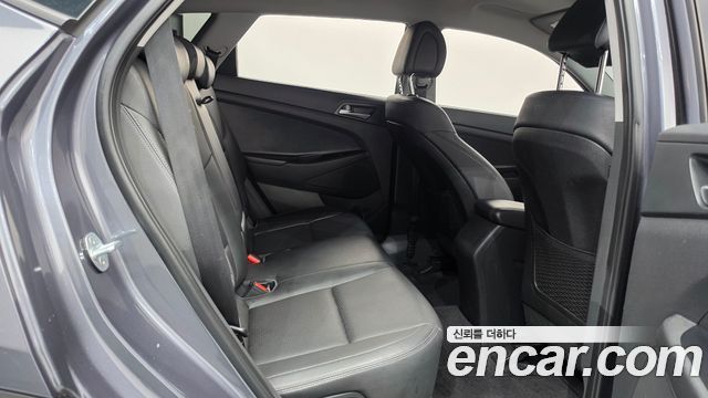 Hyundai Tucson Diesel 1.7 2WD Style 2016 — фото 12