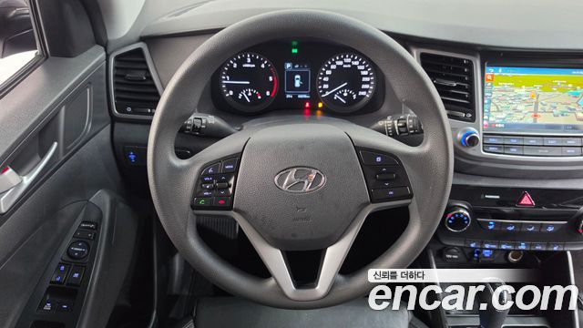 Hyundai Tucson Diesel 1.7 2WD Style 2016 — фото 13