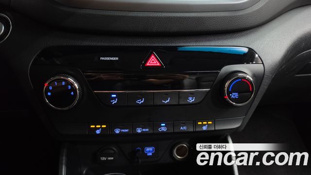 Hyundai Tucson Diesel 1.7 2WD Style 2016 — фото 16