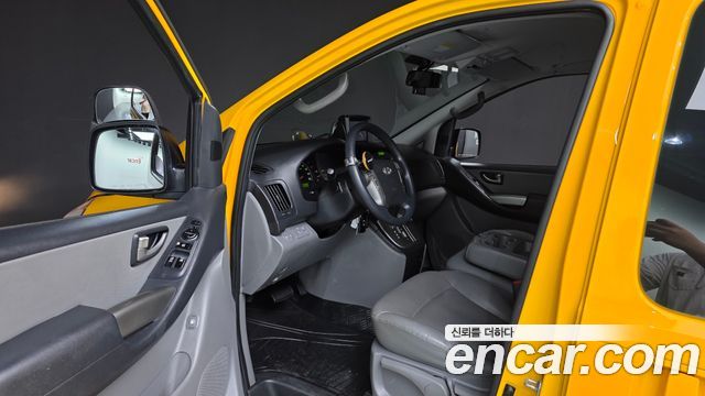 Hyundai Grand Starex Guard car of children 2015 — фото 10