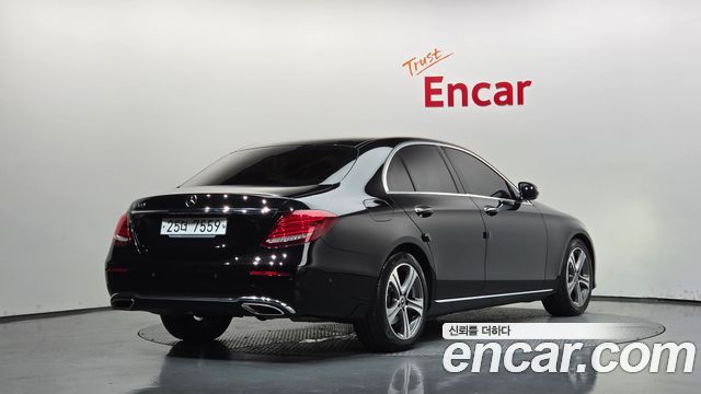 Mercedes-Benz E-Class (W213) E300 Avantgarde 2019 — фото 2