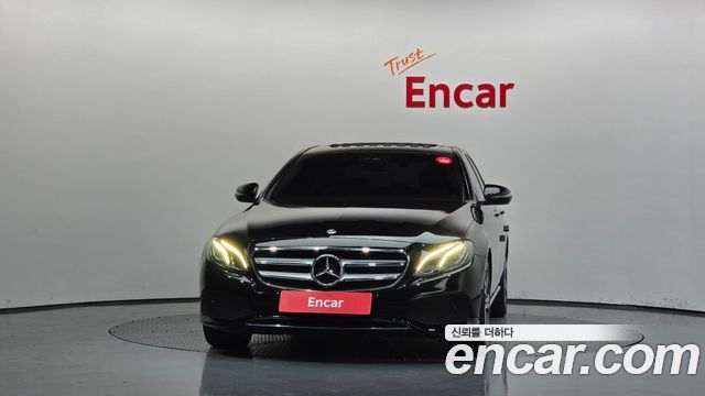 Mercedes-Benz E-Class (W213) E300 Avantgarde 2019 — фото 3