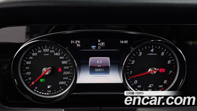 Mercedes-Benz E-Class (W213) E300 Avantgarde 2019 — фото 8