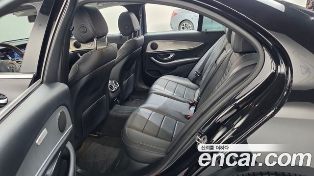 Mercedes-Benz E-Class (W213) E300 Avantgarde 2019 — фото 12