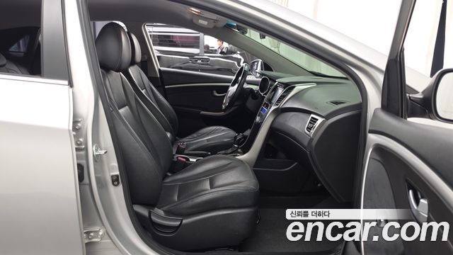 Hyundai i30 (New) Diesel 1.6 VGT PYL 2014 — фото 11