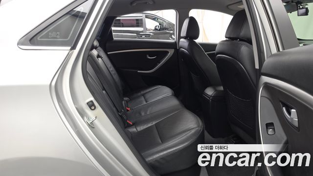 Hyundai i30 (New) Diesel 1.6 VGT PYL 2014 — фото 12