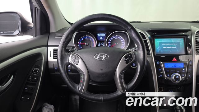 Hyundai i30 (New) Diesel 1.6 VGT PYL 2014 — фото 13