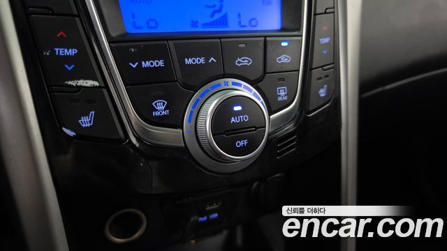 Hyundai i30 (New) Diesel 1.6 VGT PYL 2014 — фото 29