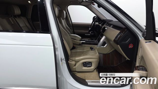 Land Rover Range Rover (IV) 4.4 SDV8 AB DIESEL 2015 — фото 10