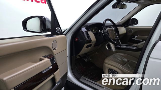 Land Rover Range Rover (IV) 4.4 SDV8 AB DIESEL 2015 — фото 11