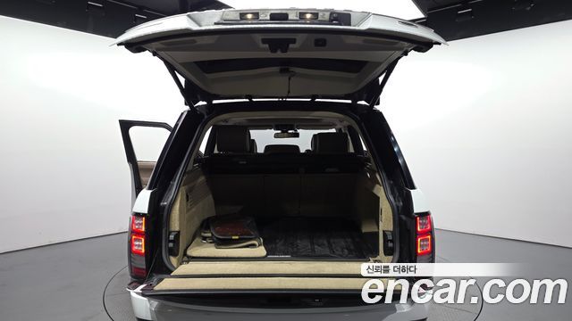 Land Rover Range Rover (IV) 4.4 SDV8 AB DIESEL 2015 — фото 20