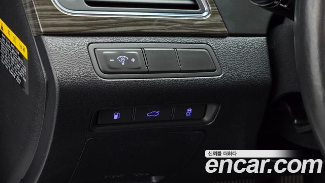 Hyundai Sonata (LF) 2.0 Premium 2015 — фото 14