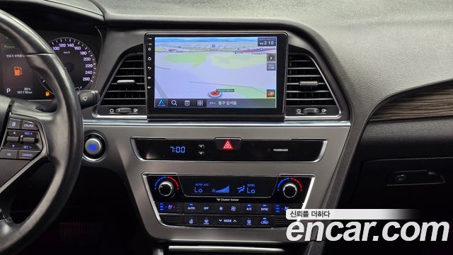 Hyundai Sonata (LF) 2.0 Premium 2015 — фото 19