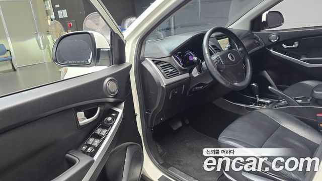 KG Mobility (SsangYong) Korando C 2.0 Advanture 60th Edition 2WD 2015 — фото 10