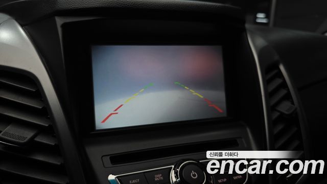 KG Mobility (SsangYong) Korando C 2.0 Advanture 60th Edition 2WD 2015 — фото 14