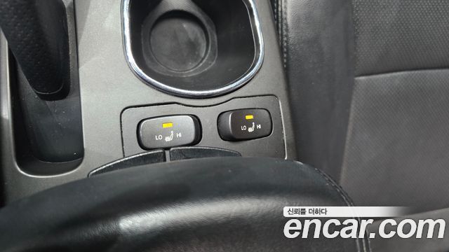 KG Mobility (SsangYong) Korando C 2.0 Advanture 60th Edition 2WD 2015 — фото 17