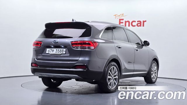 Kia Sorento Diesel 2.0 2WD Noblesse 2015 — фото 2