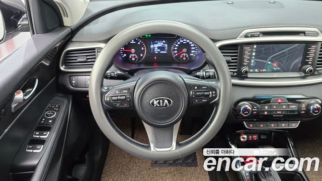 Kia Sorento Diesel 2.0 2WD Noblesse 2015 — фото 13