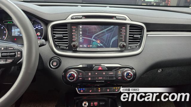 Kia Sorento Diesel 2.0 2WD Noblesse 2015 — фото 14