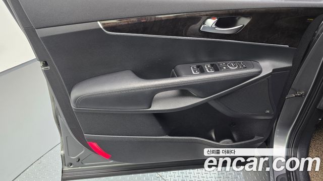 Kia Sorento Diesel 2.0 2WD Noblesse 2015 — фото 24
