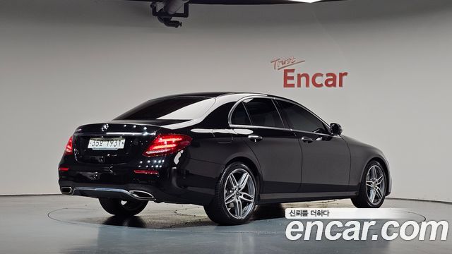 Mercedes-Benz E-Class (W213) E300 AMG Line 2019 — фото 2
