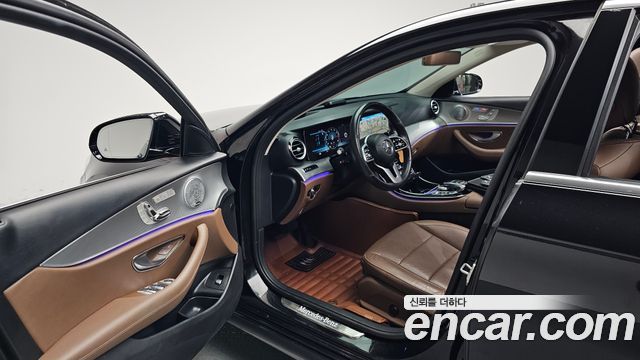 Mercedes-Benz E-Class (W213) E300 AMG Line 2019 — фото 10