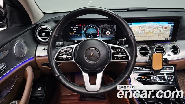 Mercedes-Benz E-Class (W213) E300 AMG Line 2019 — фото 13