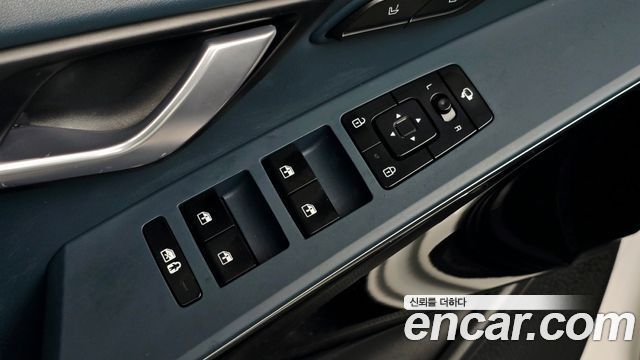 Kia Niro EV Earth 2023 — фото 15