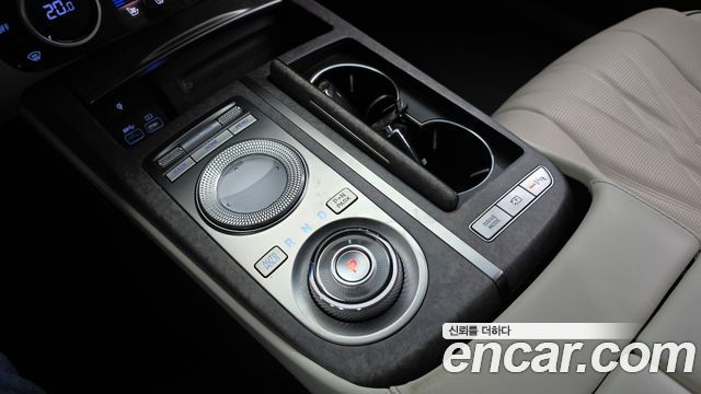 Genesis Electrified G80 (RG3) e-AWD 2022 — фото 9