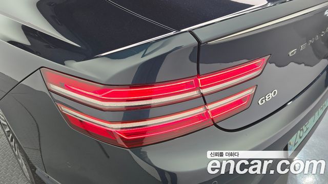 Genesis Electrified G80 (RG3) e-AWD 2022 — фото 23