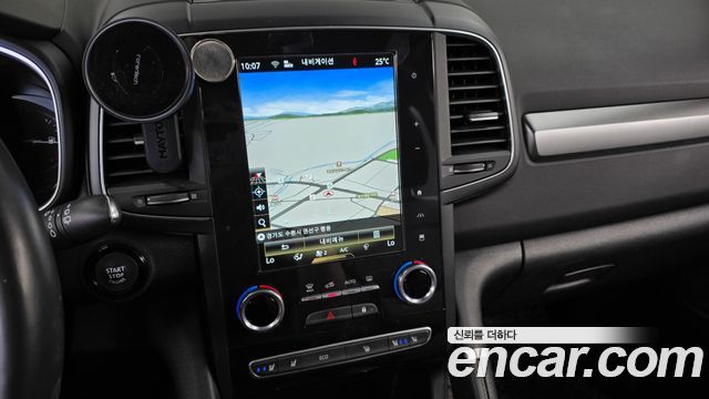 Renault Korea QM6 2.0 LPe LE Signature 2WD 2023 — фото 17